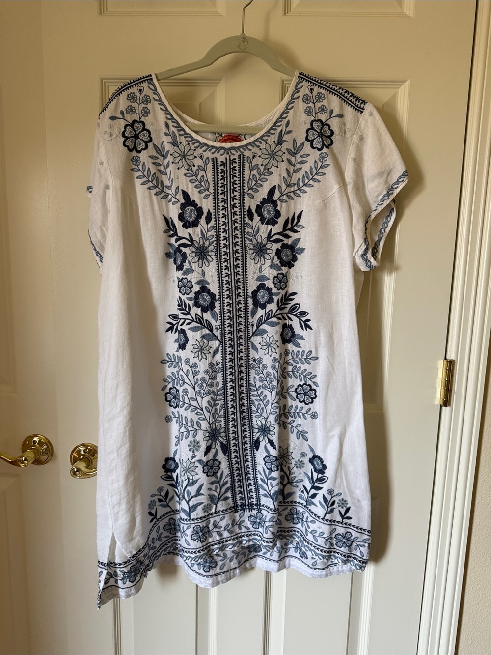 Johnny Was linen Embroidered tunic dress - Blue Floral on white, XL